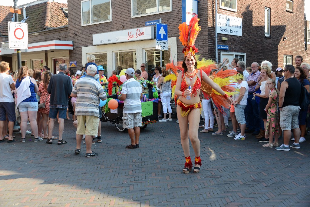 ../Images/Zomercarnaval Noordwijkerhout 2016 164.jpg